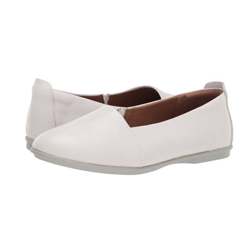 ⭐️HOST PICK⭐️ UNSTRUCTUREDE BY CLARKS Un Coral Step Ballet Flat - White Leather